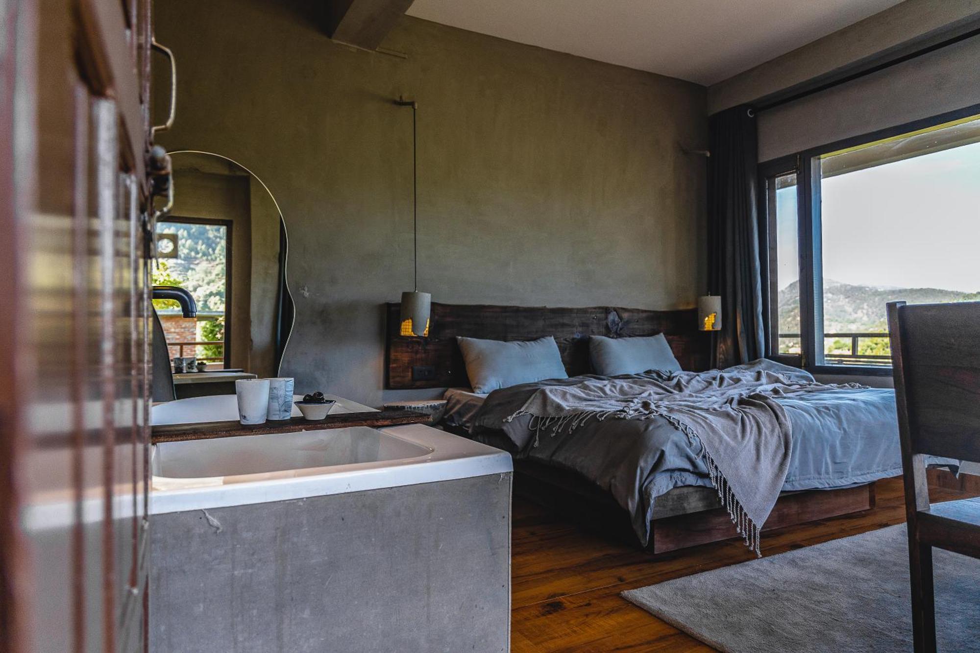 Exstasy Stays - Bathtub Rooms & Cafe - Your Romantic & Cozy Getaway - Thhpsociety - Mukteshwar Exterior photo